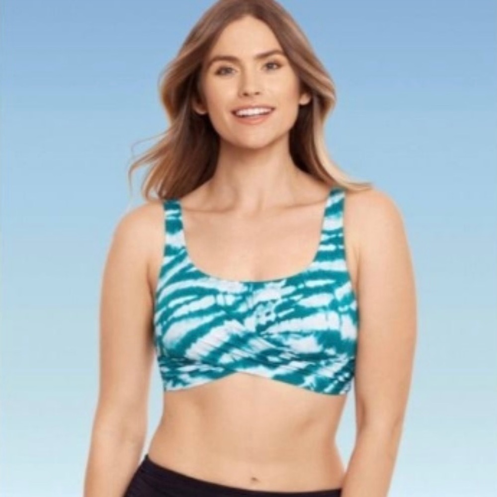 Beach Betty Slimming Control Wrap-Front Bikini Top Teal/Green Medium